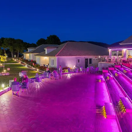 מלון Village & By Zante Plaza (adults Only)