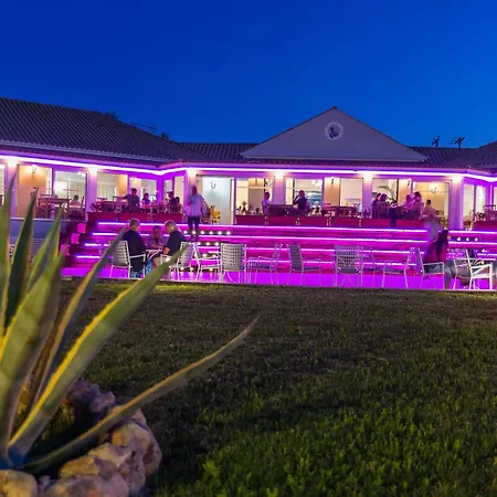 Ξενοδοχείο Village & By Zante Plaza (adults Only) 4*