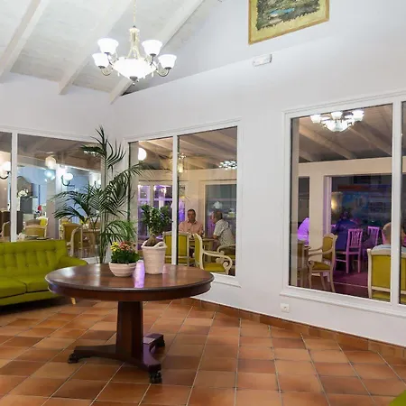 Village & By Zante Plaza (adults Only) Κερί